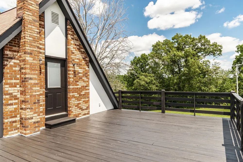 6040 New Cut Rd Greenbrier, TN 37073