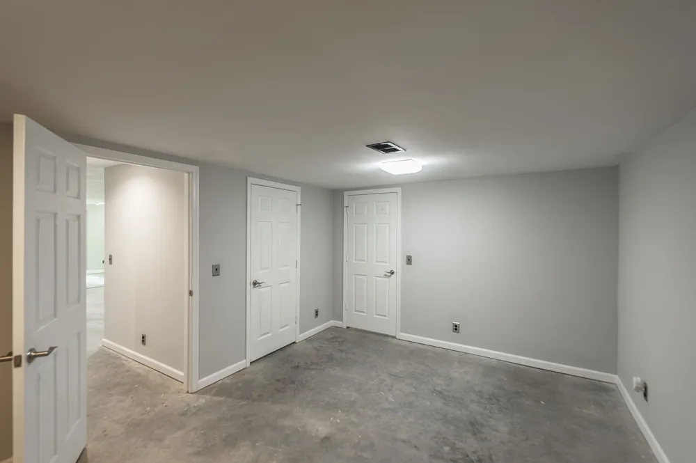 6040 New Cut Rd Greenbrier, TN 37073