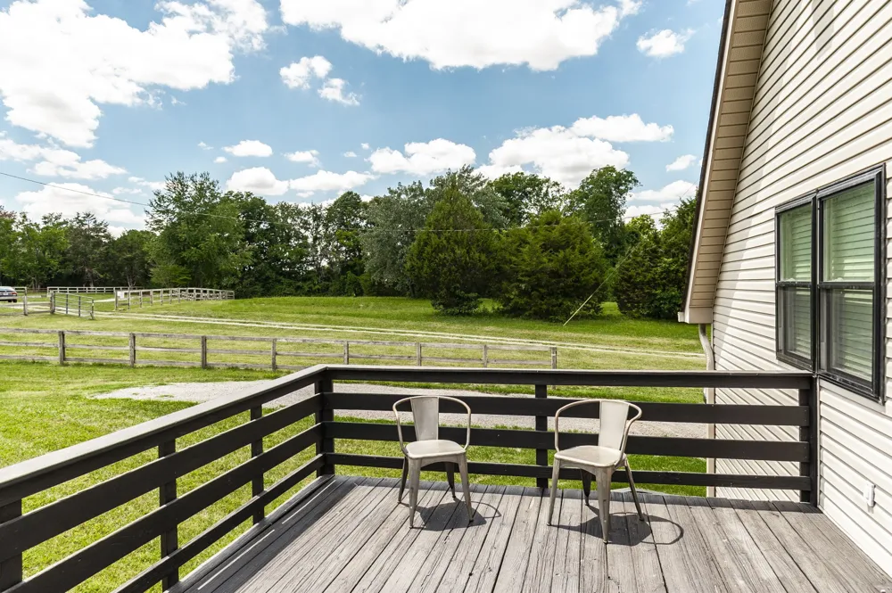 6040 New Cut Rd Greenbrier, TN 37073