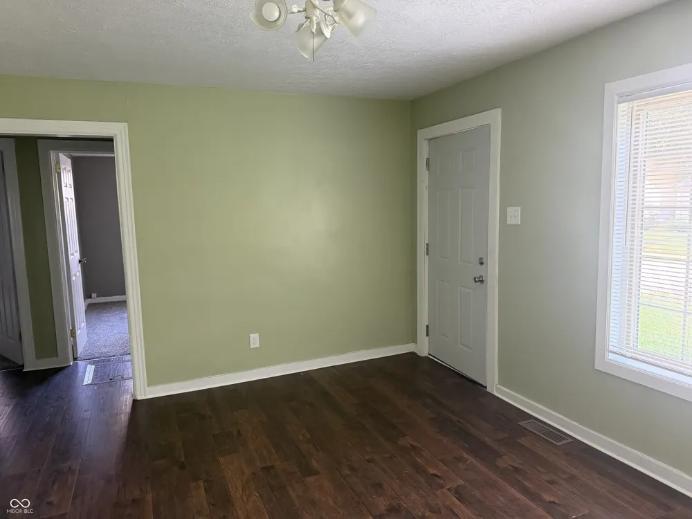 1618 W 17th Street Anderson, IN 46016