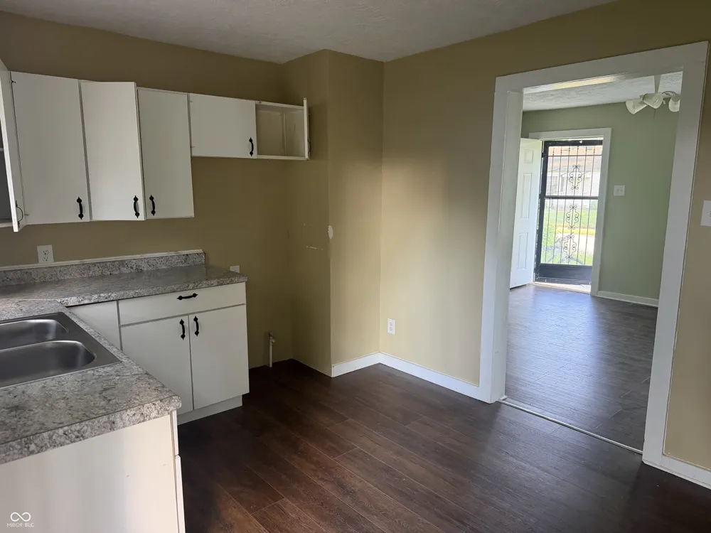 1618 W 17th Street Anderson, IN 46016