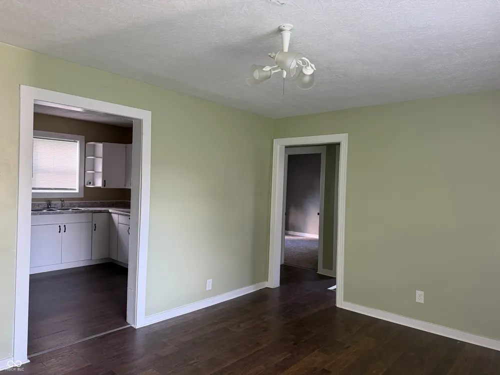 1618 W 17th Street Anderson, IN 46016