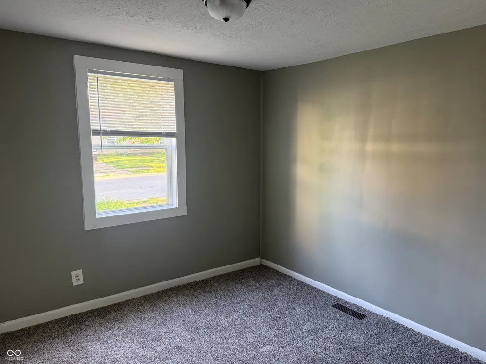 1618 W 17th Street Anderson, IN 46016