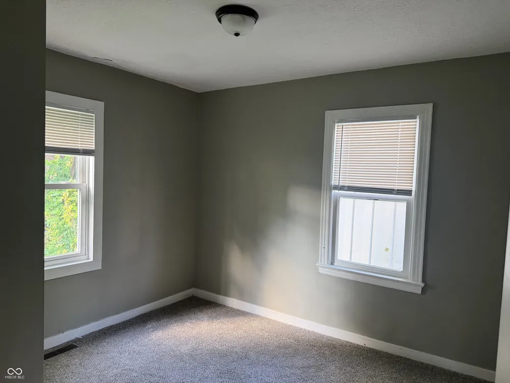 1618 W 17th Street Anderson, IN 46016