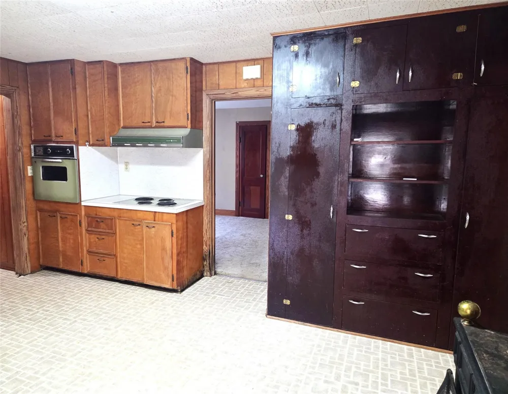 702 E Trinity Street Victoria, TX 77901