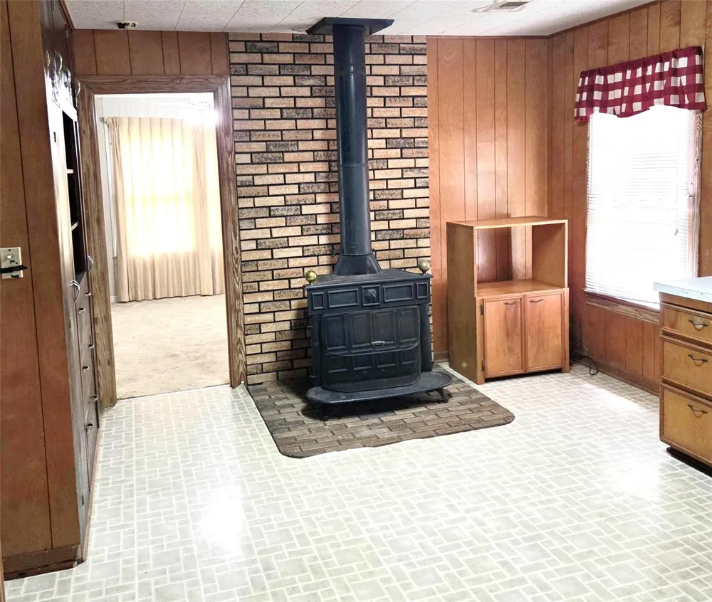 702 E Trinity Street Victoria, TX 77901