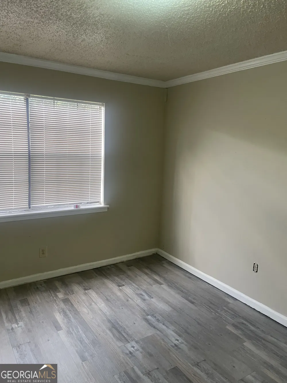6354 Shannon PKWY Union City, GA 30291