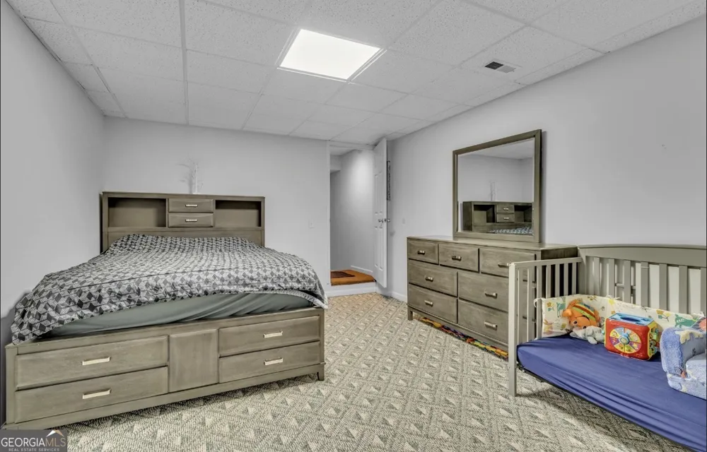 285 Wolf Den RD Royston, GA 30662