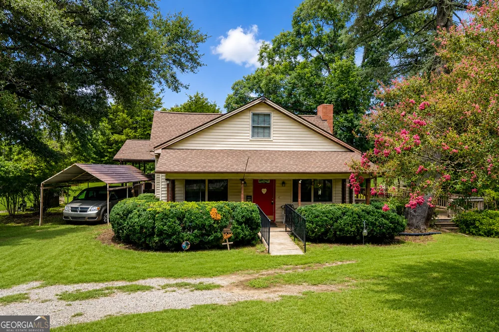 2657 Wolf Pit Eastanollee, GA 30538
