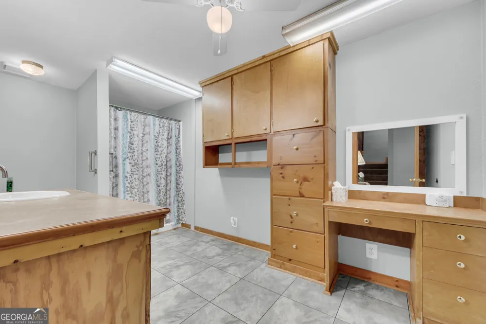 2657 Wolf Pit Eastanollee, GA 30538
