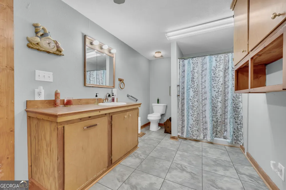 2657 Wolf Pit Eastanollee, GA 30538