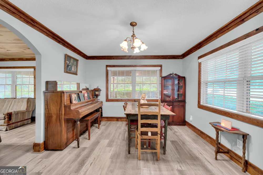 2657 Wolf Pit Eastanollee, GA 30538