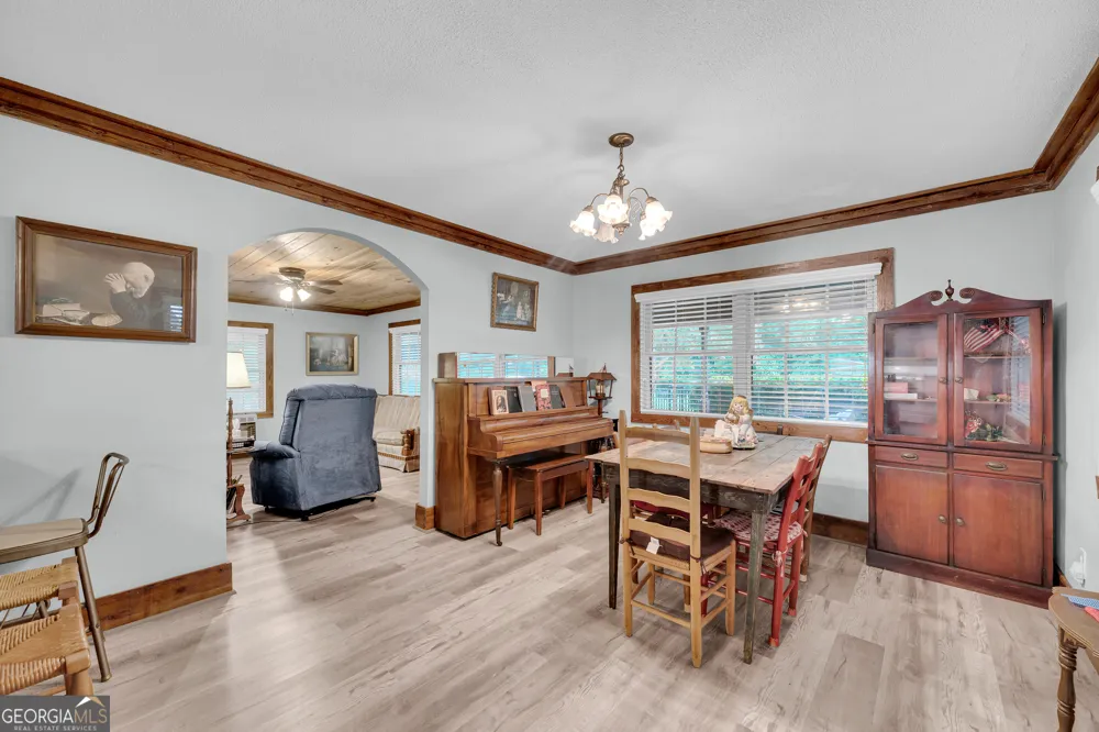 2657 Wolf Pit Eastanollee, GA 30538