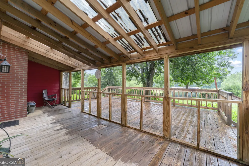 2657 Wolf Pit Eastanollee, GA 30538