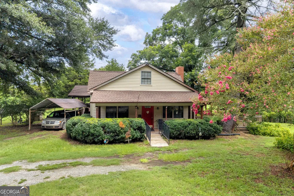 2657 Wolf Pit Eastanollee, GA 30538