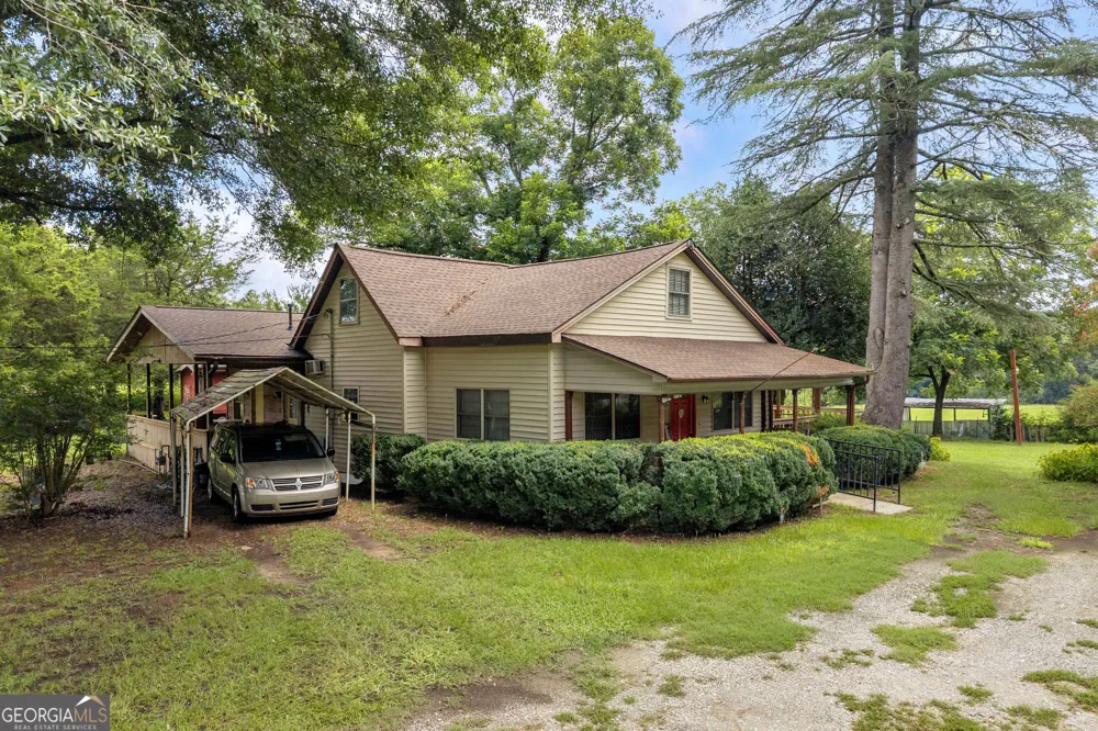 2657 Wolf Pit Eastanollee, GA 30538