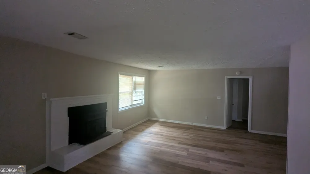 336 Laurel LN Stockbridge, GA 30281