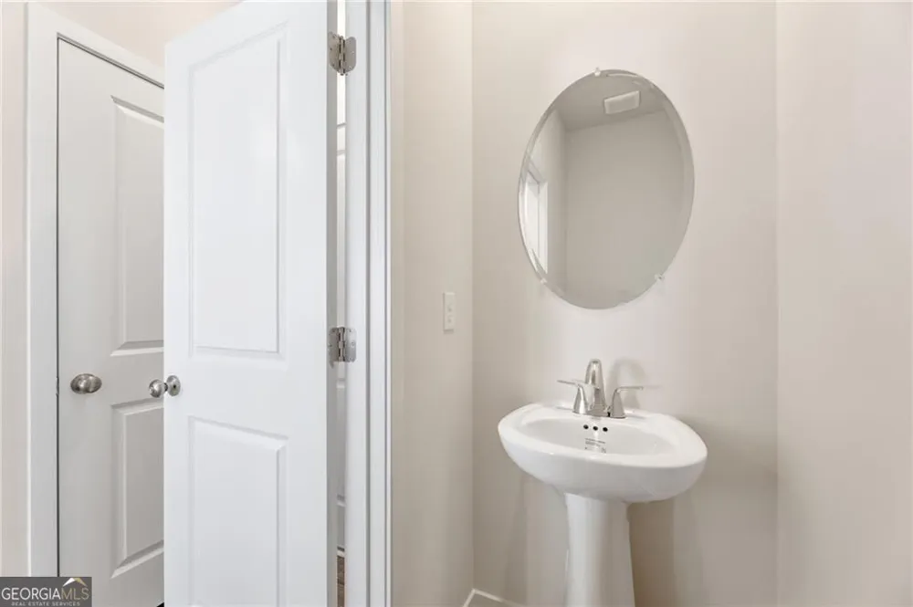 7501 Clover LN Flowery Branch, GA 30542