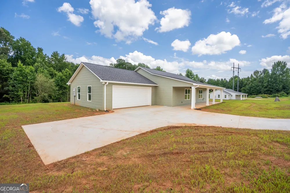 5691 Julian Baugh RD Lula, GA 30554