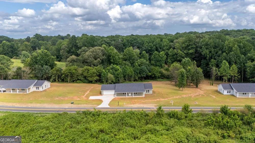 5691 Julian Baugh RD Lula, GA 30554