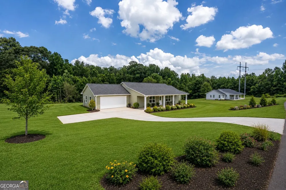 5691 Julian Baugh RD Lula, GA 30554