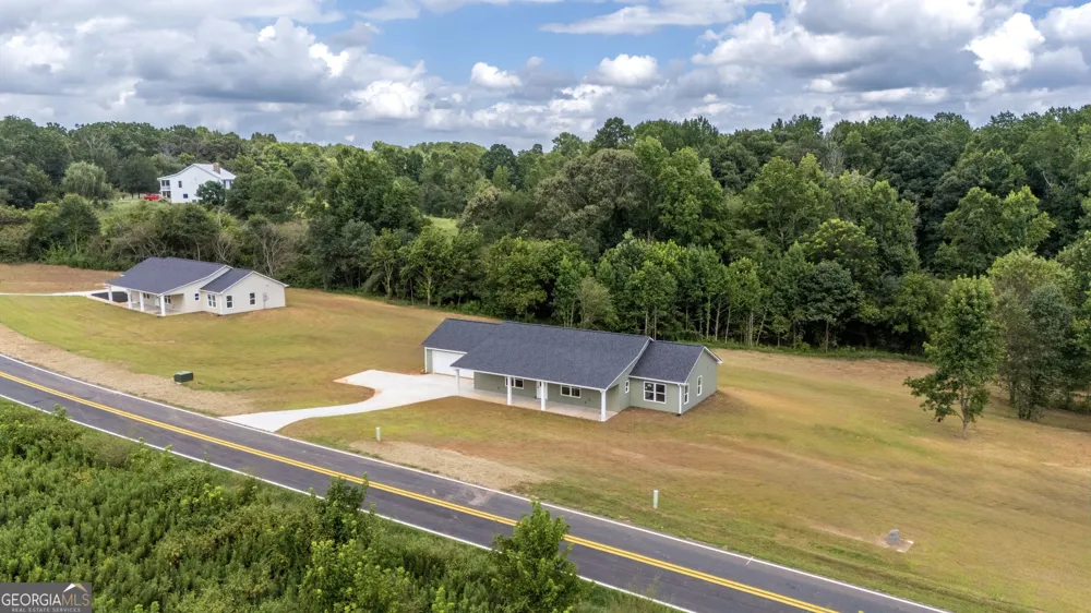 5691 Julian Baugh RD Lula, GA 30554