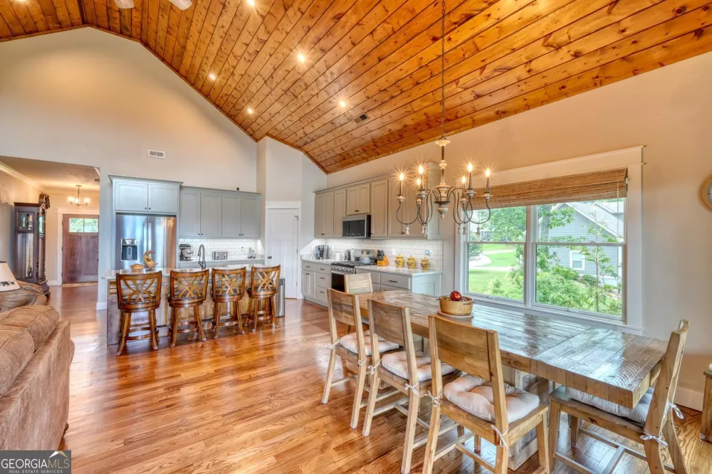 25 Ivy Log Heights SPUR Young Harris, GA 30582