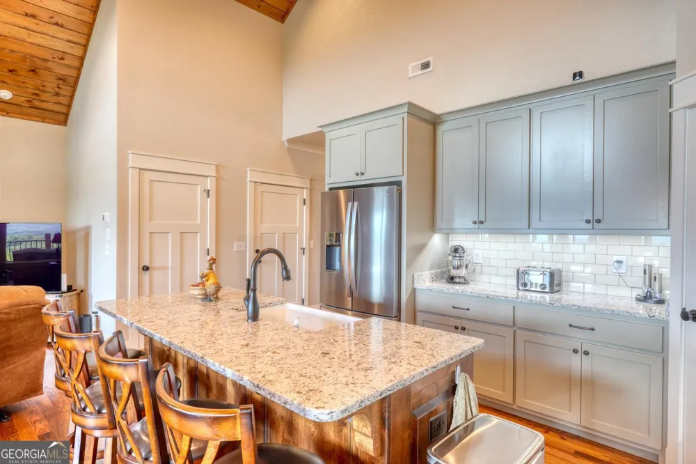25 Ivy Log Heights SPUR Young Harris, GA 30582