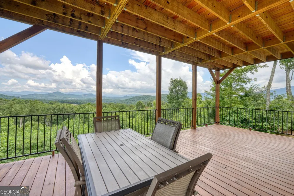 25 Ivy Log Heights SPUR Young Harris, GA 30582