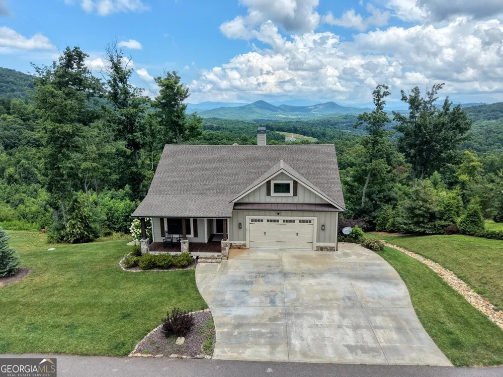 25 Ivy Log Heights SPUR Young Harris, GA 30582