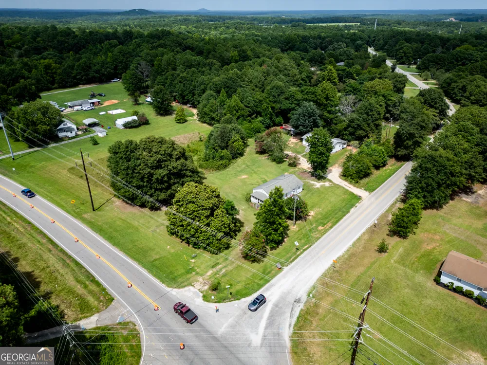 15 Flat Rock RD Oxford, GA 30054
