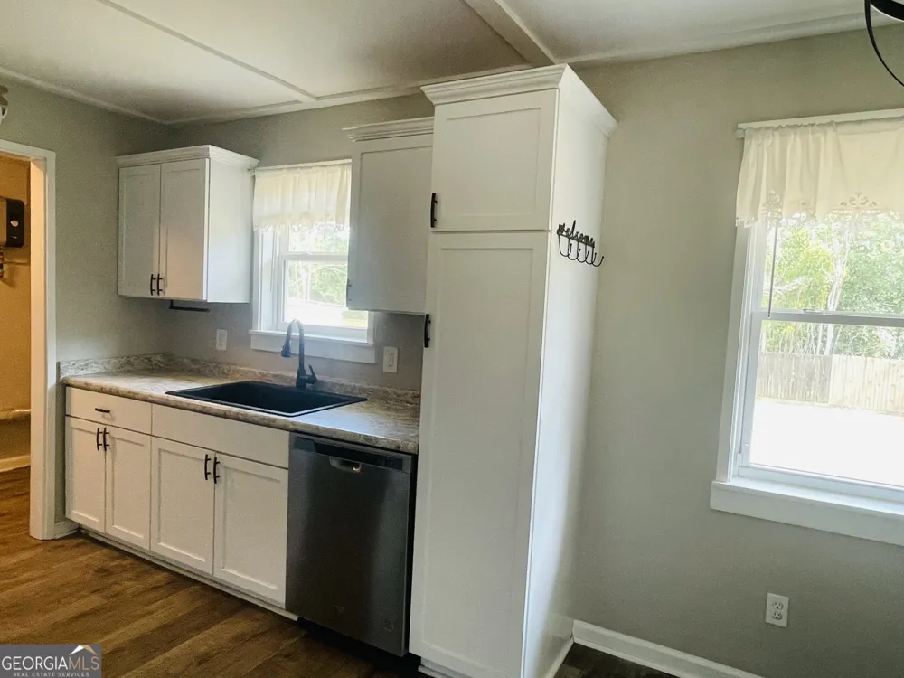 177 Skyline BLVD Lyons, GA 30436