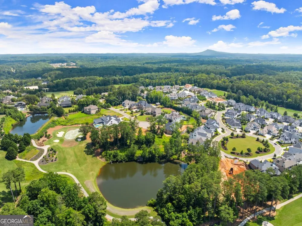 5060 Kings Close Milton, GA 30004