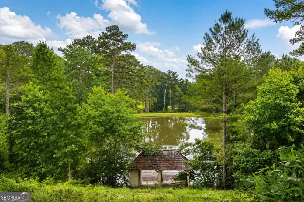 5060 Kings Close Milton, GA 30004