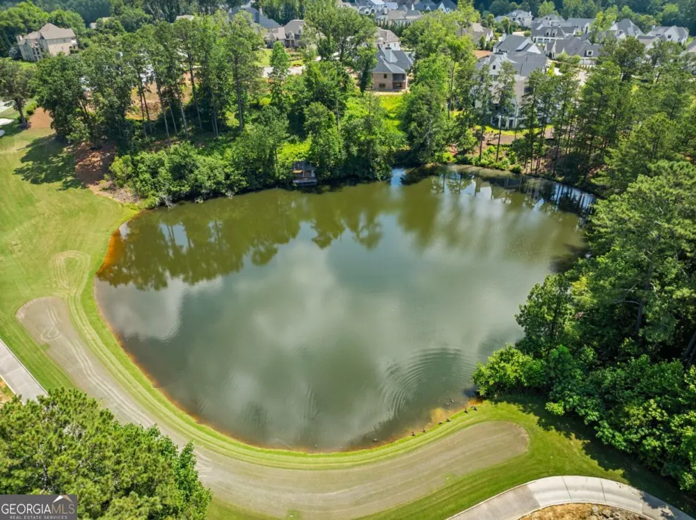 5060 Kings Close Milton, GA 30004