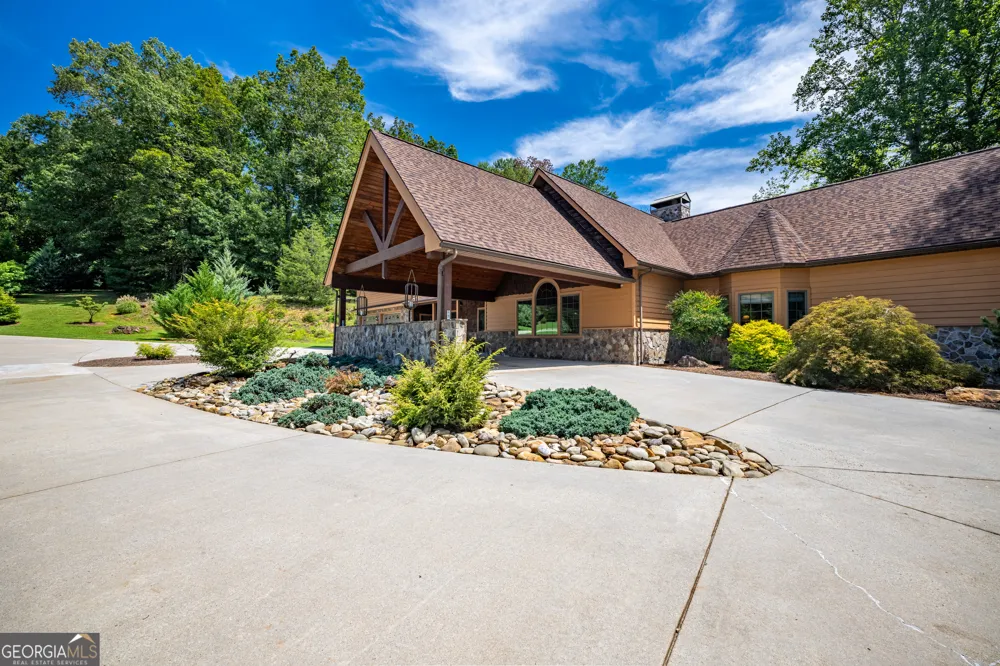 198 Stonecreek DR Franklin, NC 28734