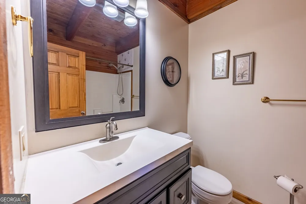 198 Stonecreek DR Franklin, NC 28734