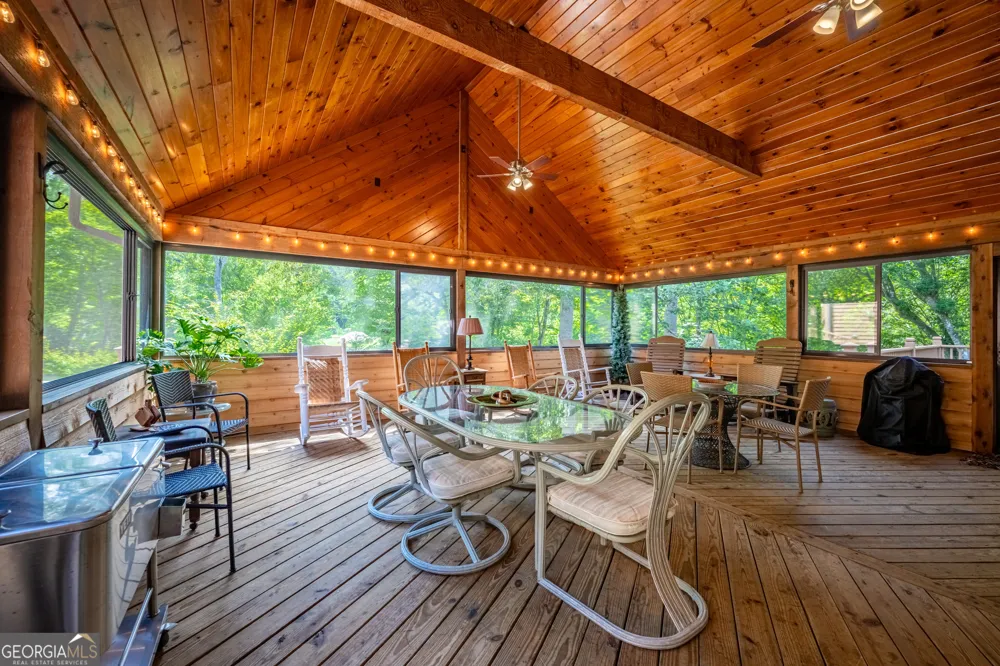 198 Stonecreek DR Franklin, NC 28734