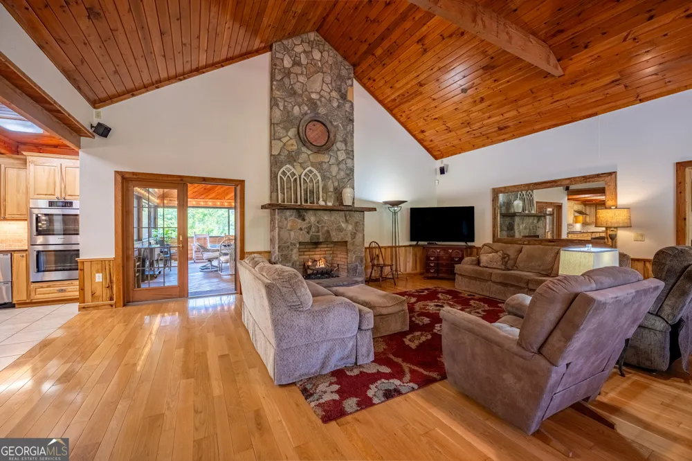 198 Stonecreek DR Franklin, NC 28734