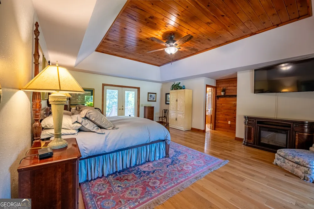 198 Stonecreek DR Franklin, NC 28734