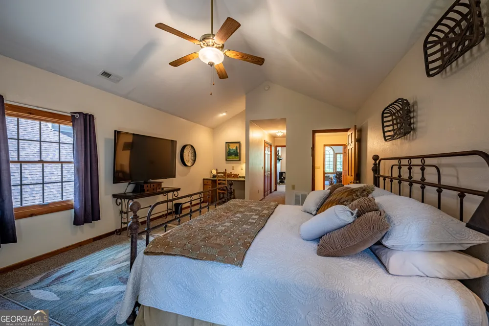 198 Stonecreek DR Franklin, NC 28734