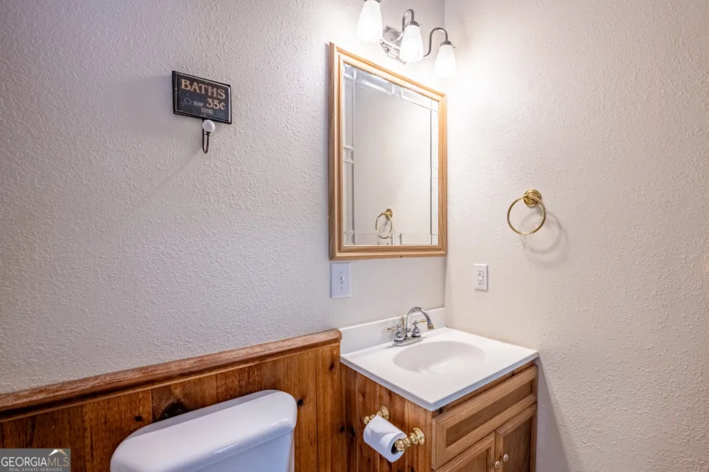 198 Stonecreek DR Franklin, NC 28734