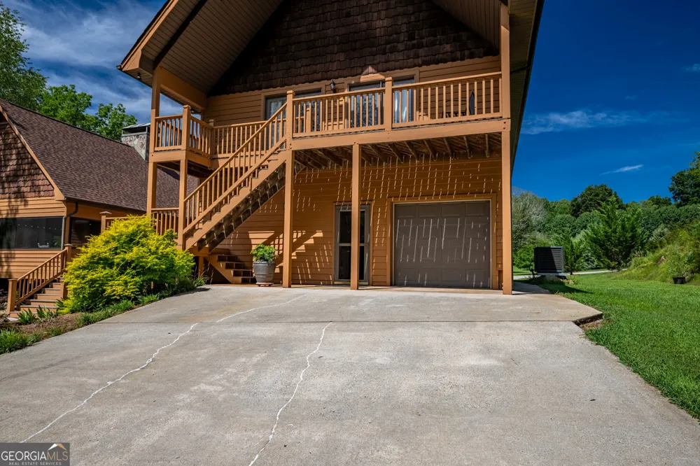 198 Stonecreek DR Franklin, NC 28734