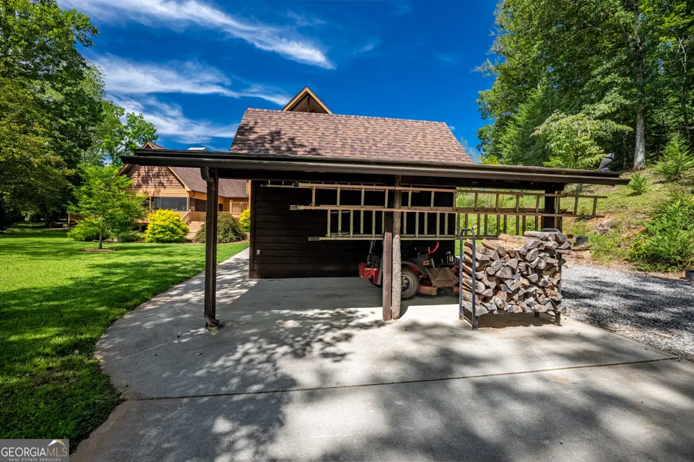 198 Stonecreek DR Franklin, NC 28734