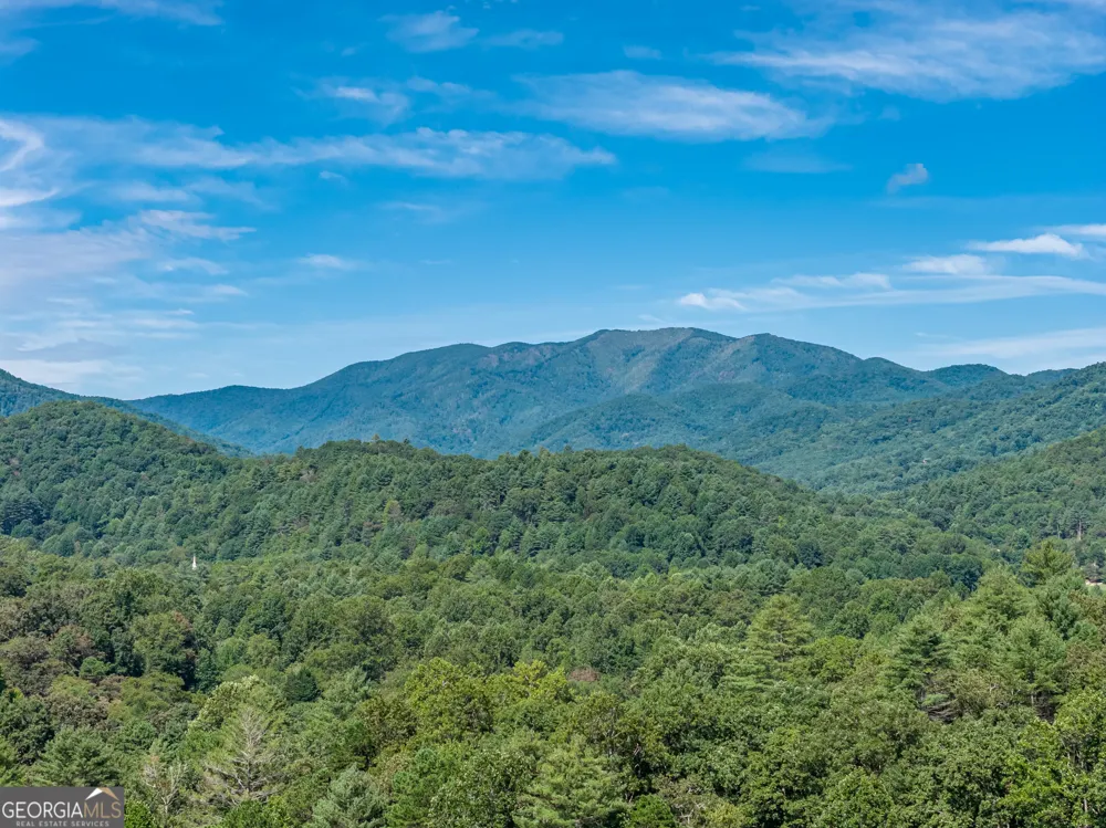 198 Stonecreek DR Franklin, NC 28734