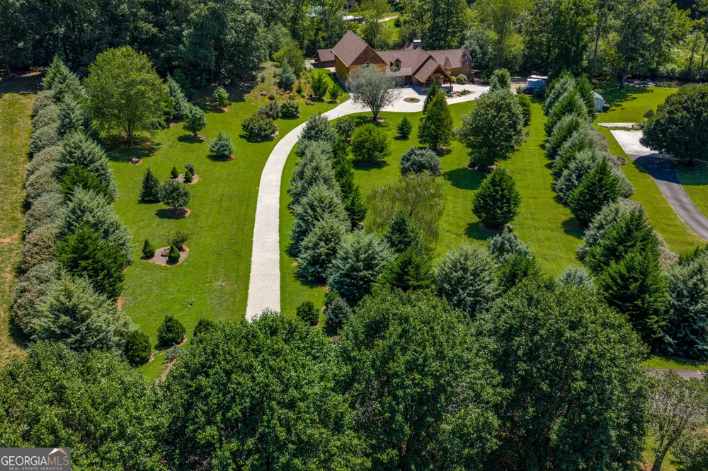 198 Stonecreek DR Franklin, NC 28734