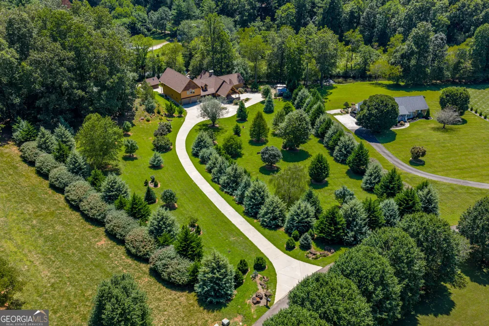 198 Stonecreek DR Franklin, NC 28734