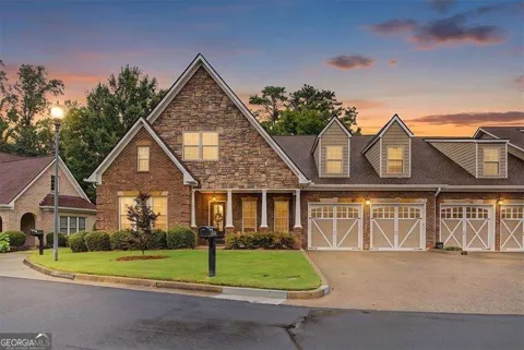 2327 Sandy Oaks DR