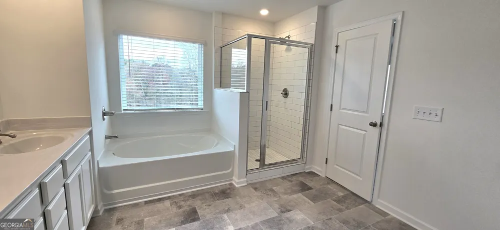 64 Sepia Oak DR Newnan, GA 30263