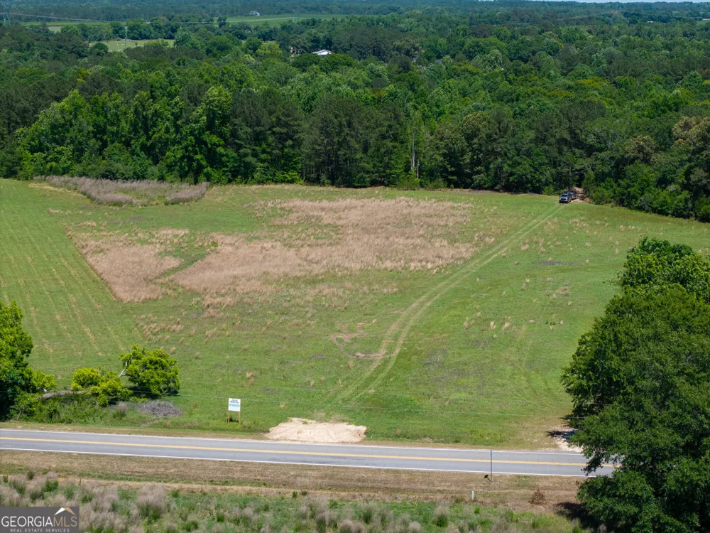 557 Limestone RD Cochran, GA 31014